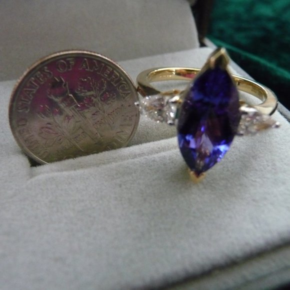 GORGEOUS 3.09ct Tanzanite & diamond ring - Picture 5 of 7